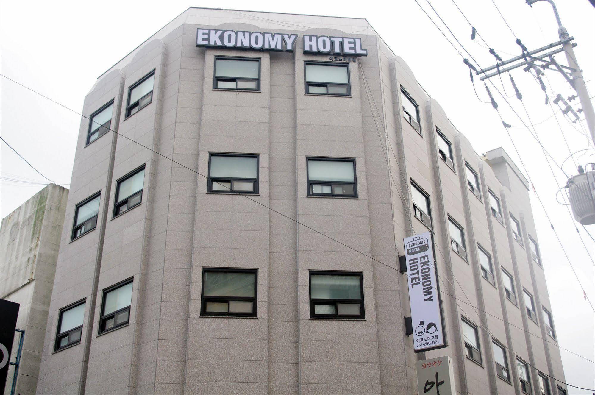 エコノミー ホテル ナンポ 釜山広域市 エクステリア 写真